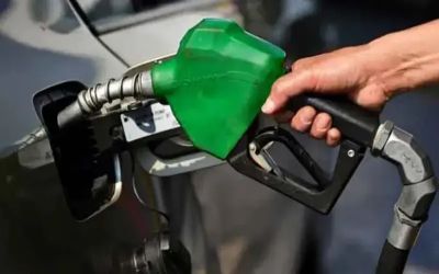 Govt decreases petrol price by Re1, increases HSD price by Rs3.37